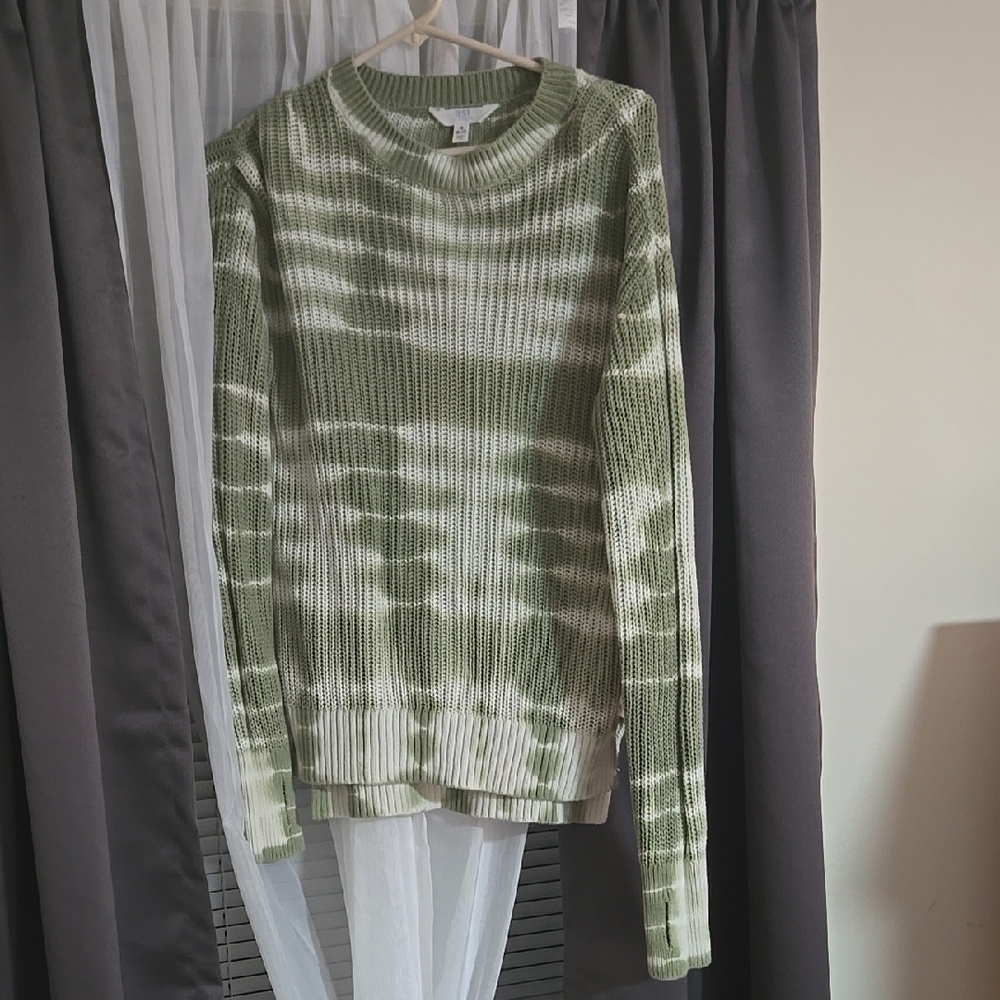 Green and White Tie-Dye Sweater